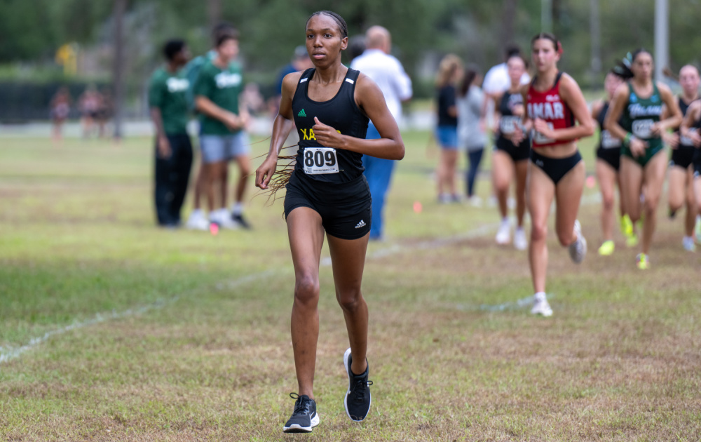 Skylah Barton posted the best 6K time for a Xavier runner in the last 12 years.