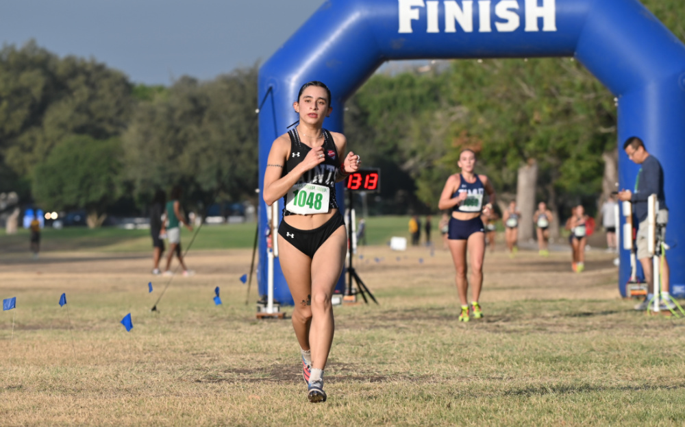 Mia Curiel led the way to OLLU's team title and took top individual honors.